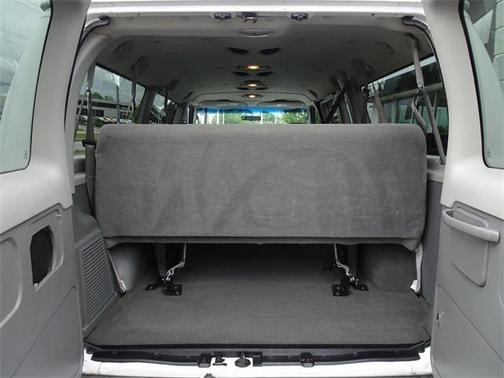 2006 Ford E350 Super Duty XLT