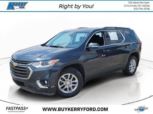 Graphite Metallic 2020 Chevrolet Traverse LT Cloth