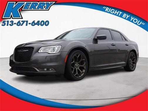 2016 Chrysler 300 S