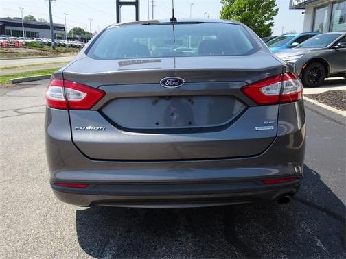 2013 Ford Fusion SE