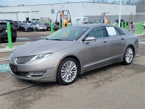 2016 Lincoln MKZ Base