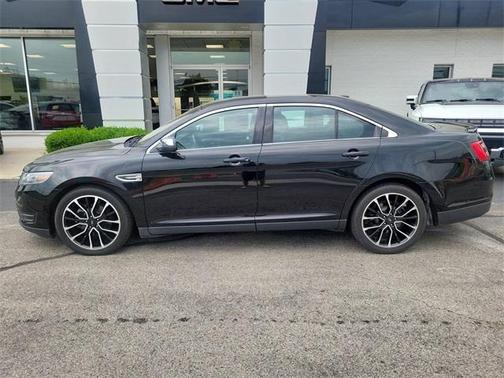 2018 Ford Taurus Limited