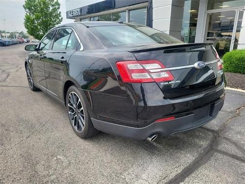 2018 Ford Taurus Limited