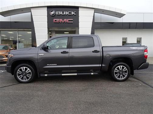 2019 Toyota Tundra SR5