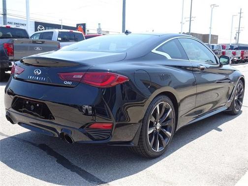 2017 INFINITI Q60 3.0T Premium