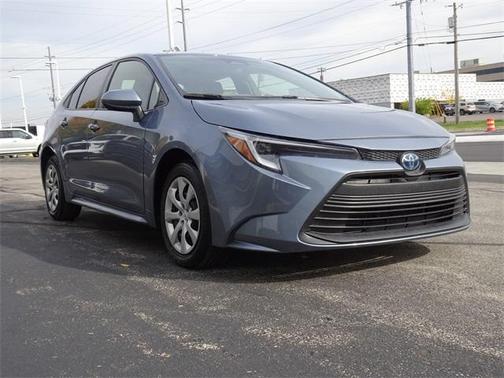 2025 Toyota Corolla Hybrid LE