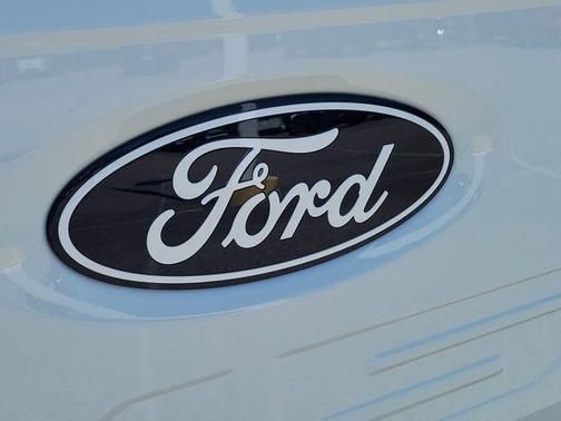 Oxford White 2026 Ford F-150 XLT