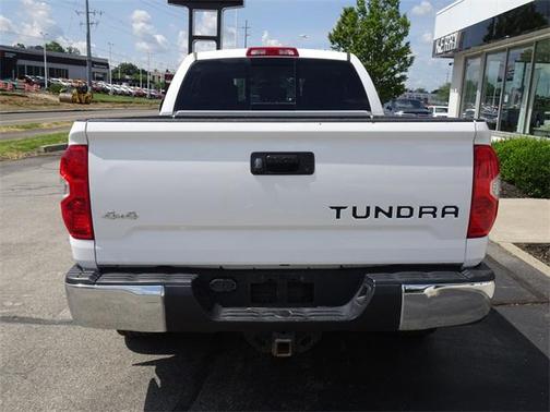 2014 Toyota Tundra SR5