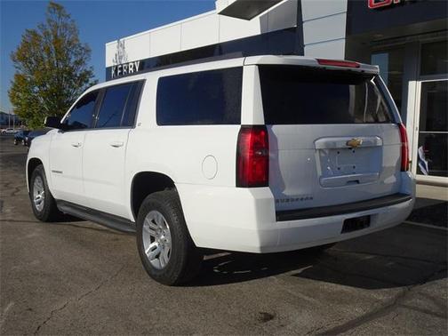 2018 Chevrolet Suburban LT