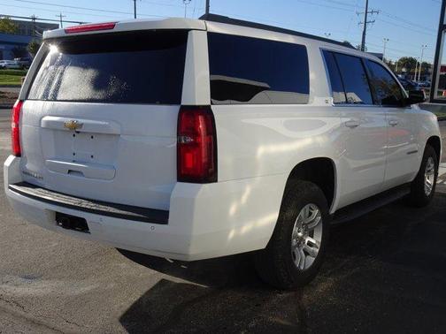 2018 Chevrolet Suburban LT