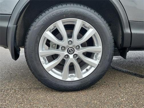 2022 Nissan Rogue Sport S