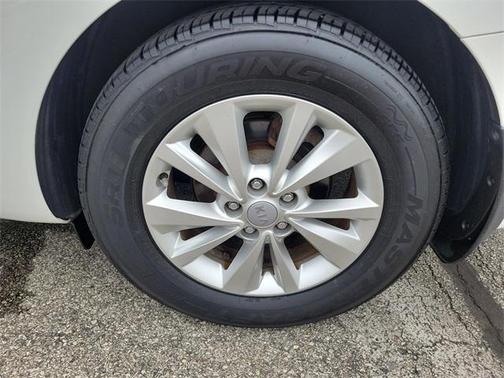 2016 Kia Sedona LX