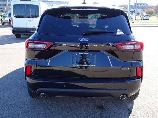 2026 Ford Escape ST-Line Elite
