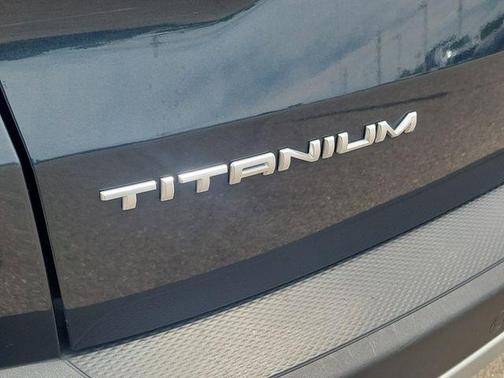 Blue Metallic 2022 Ford Escape Titanium