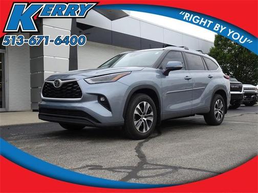 2024 Toyota Highlander XLE