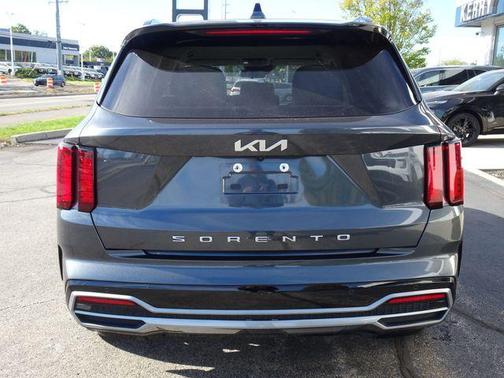 2022 Kia Sorento S