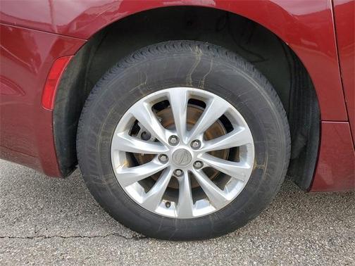 2018 Chrysler Pacifica Touring-L