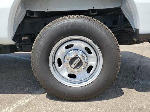 Oxford White 2026 Ford F-250 XL