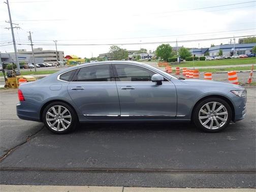 2017 Volvo S90 T6 Inscription