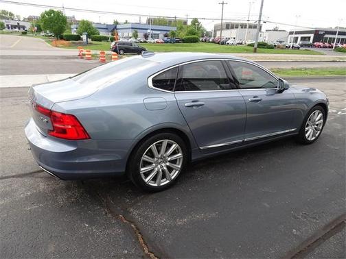 2017 Volvo S90 T6 Inscription