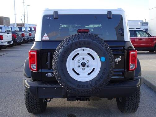 2025 Ford Bronco Heritage Edition