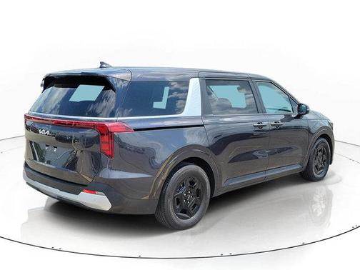 Metal 2025 Kia Carnival LXS