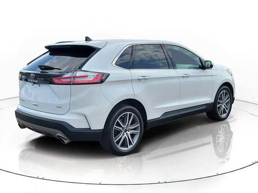Star White 2023 Ford Edge Titanium