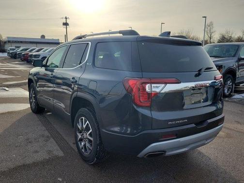 2020 GMC Acadia SLE