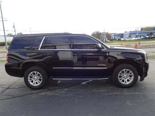 2017 GMC Yukon SLT
