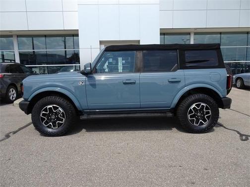 2023 Ford Bronco Outer Banks