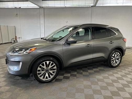 2021 Ford Escape Titanium