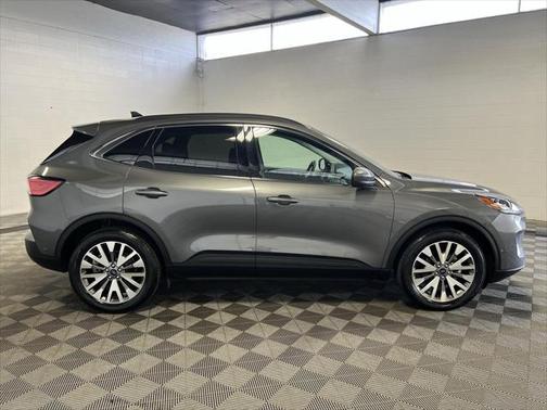 2021 Ford Escape Titanium