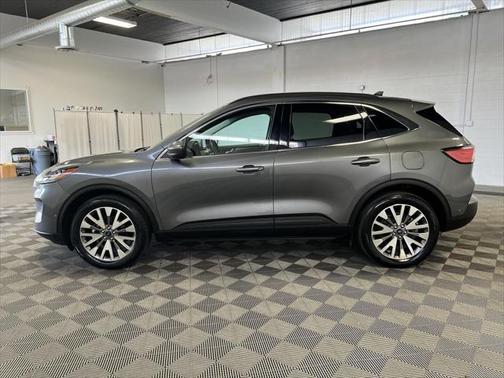 2021 Ford Escape Titanium