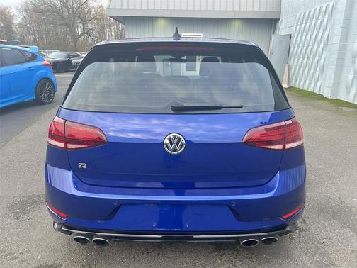 2019 Volkswagen Golf R 2.0T Manual