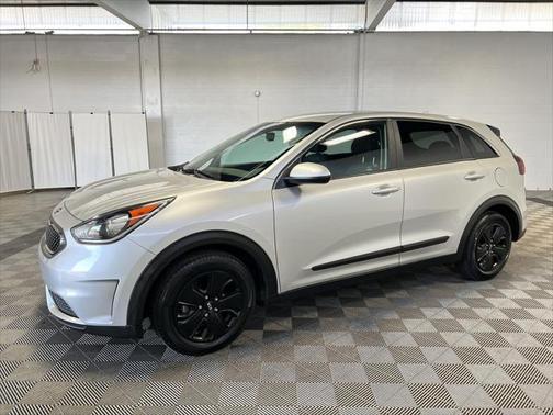 2017 Kia Niro FE