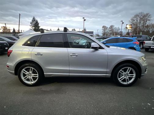 2016 Audi Q5 2.0T Premium Plus