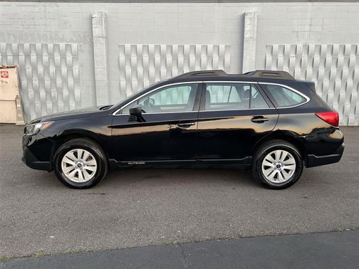 2019 Subaru Outback 2.5i