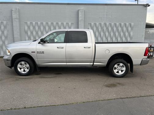 2017 RAM 1500 SLT