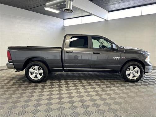 2019 RAM 1500 SLT
