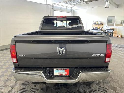 2019 RAM 1500 SLT