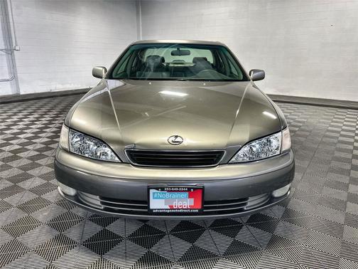 1997 Lexus ES 300 Base