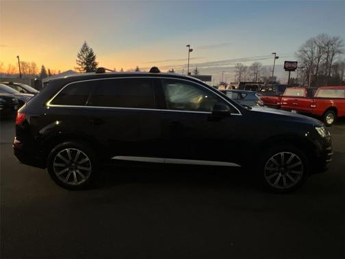 2017 Audi Q7 3.0T Premium