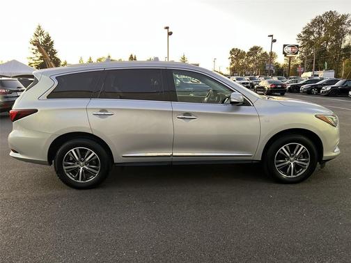 2016 INFINITI QX60 Base