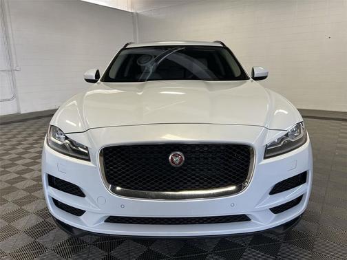 2017 Jaguar F-PACE 20d Prestige