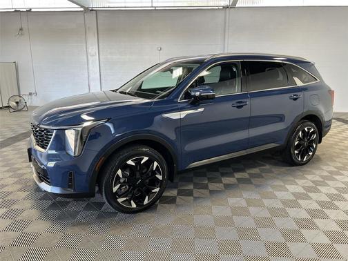 2024 Kia Sorento EX