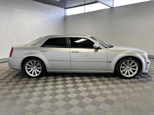 2006 Chrysler 300 SRT8
