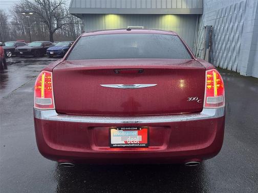 2011 Chrysler 300C Base
