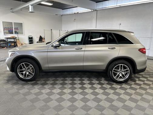 2019 Mercedes-Benz GLC 300 4MATIC