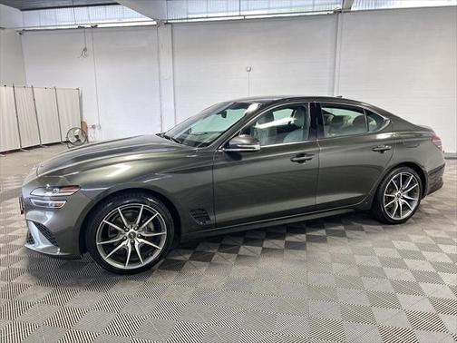 2023 Genesis G70 2.0T AWD