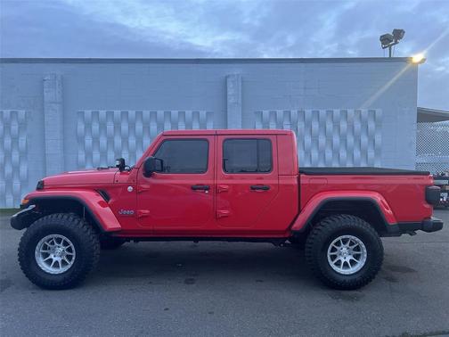 2020 Jeep Gladiator Overland